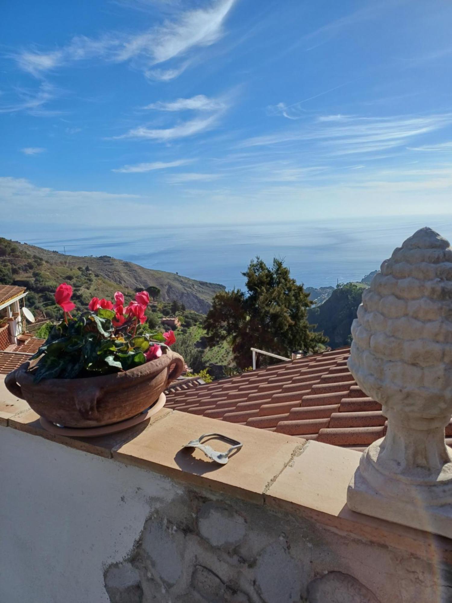 Casa Il Faro Villa Con Piscina Castelmola Buitenkant foto