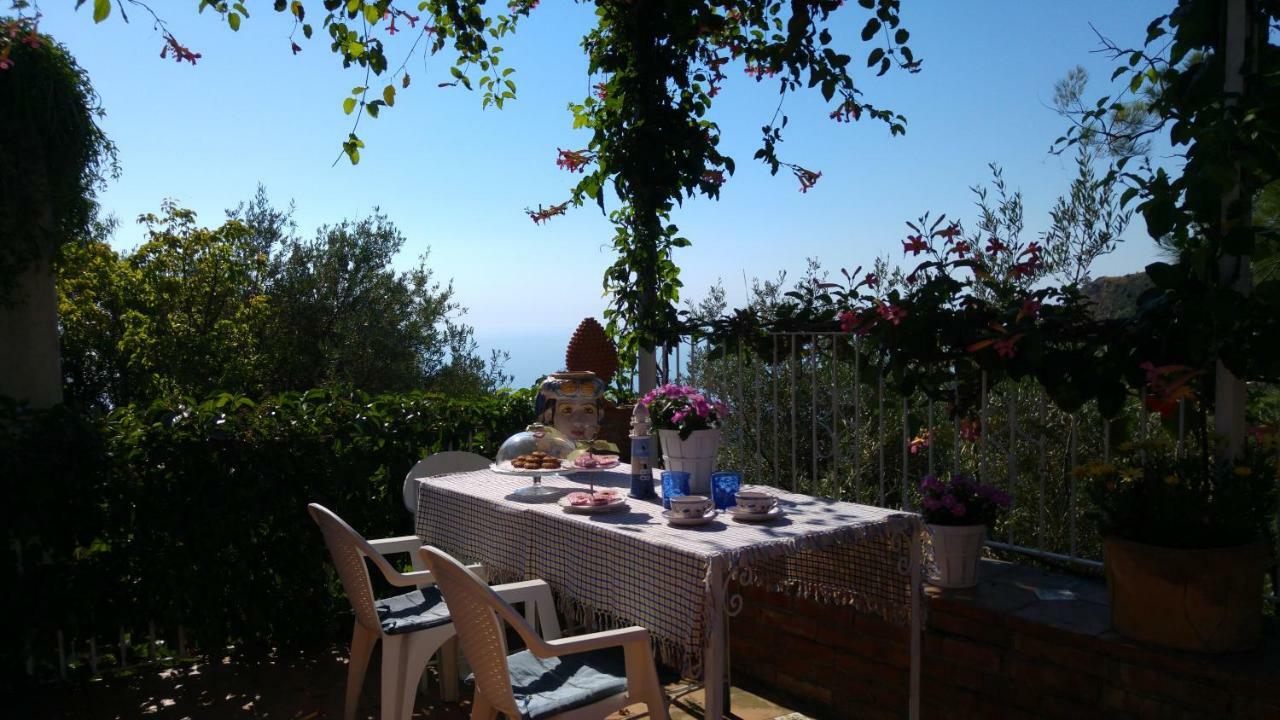 Casa Il Faro Villa Con Piscina Castelmola Buitenkant foto