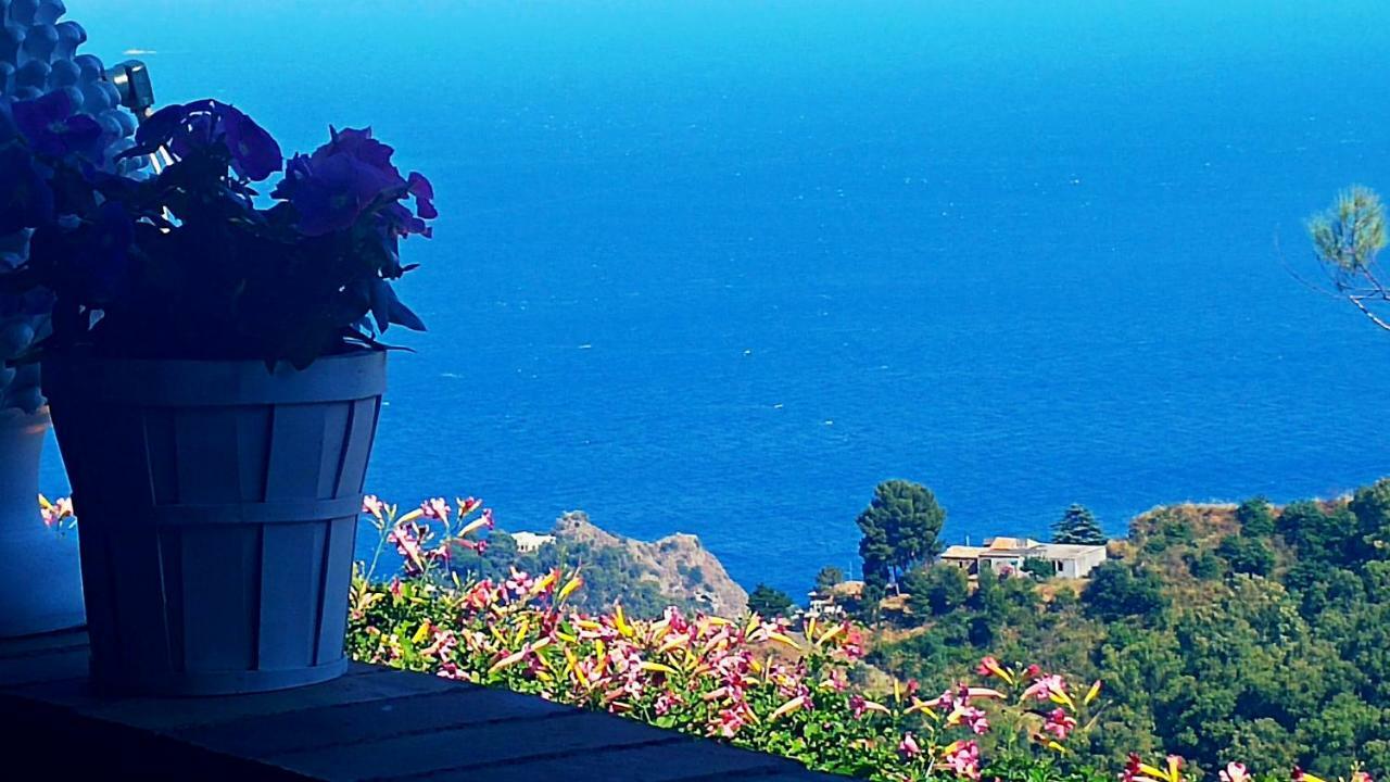 Casa Il Faro Villa Con Piscina Castelmola Buitenkant foto